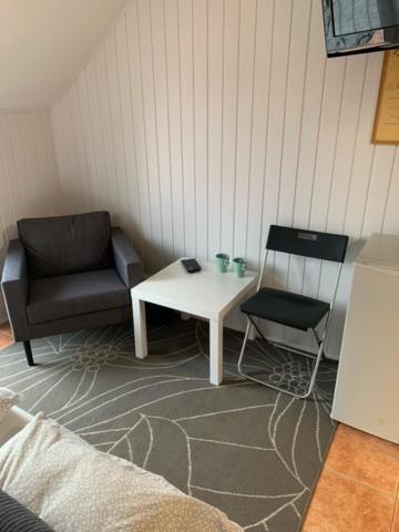 Autoscsarda Es Panzio Hotell Makó Exteriör bild